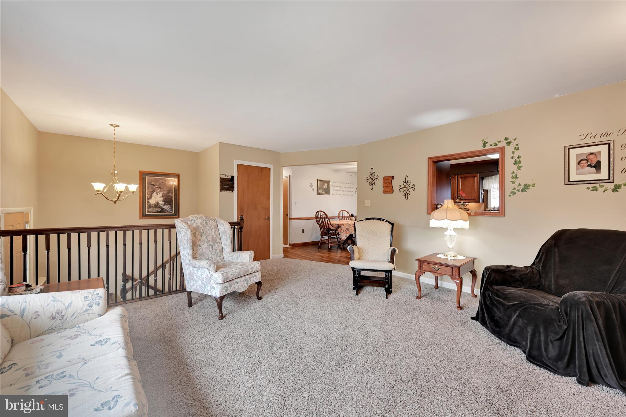 740 South Cocalico Road Denver, PA 17517 - Photo 16 of 51 Living Area