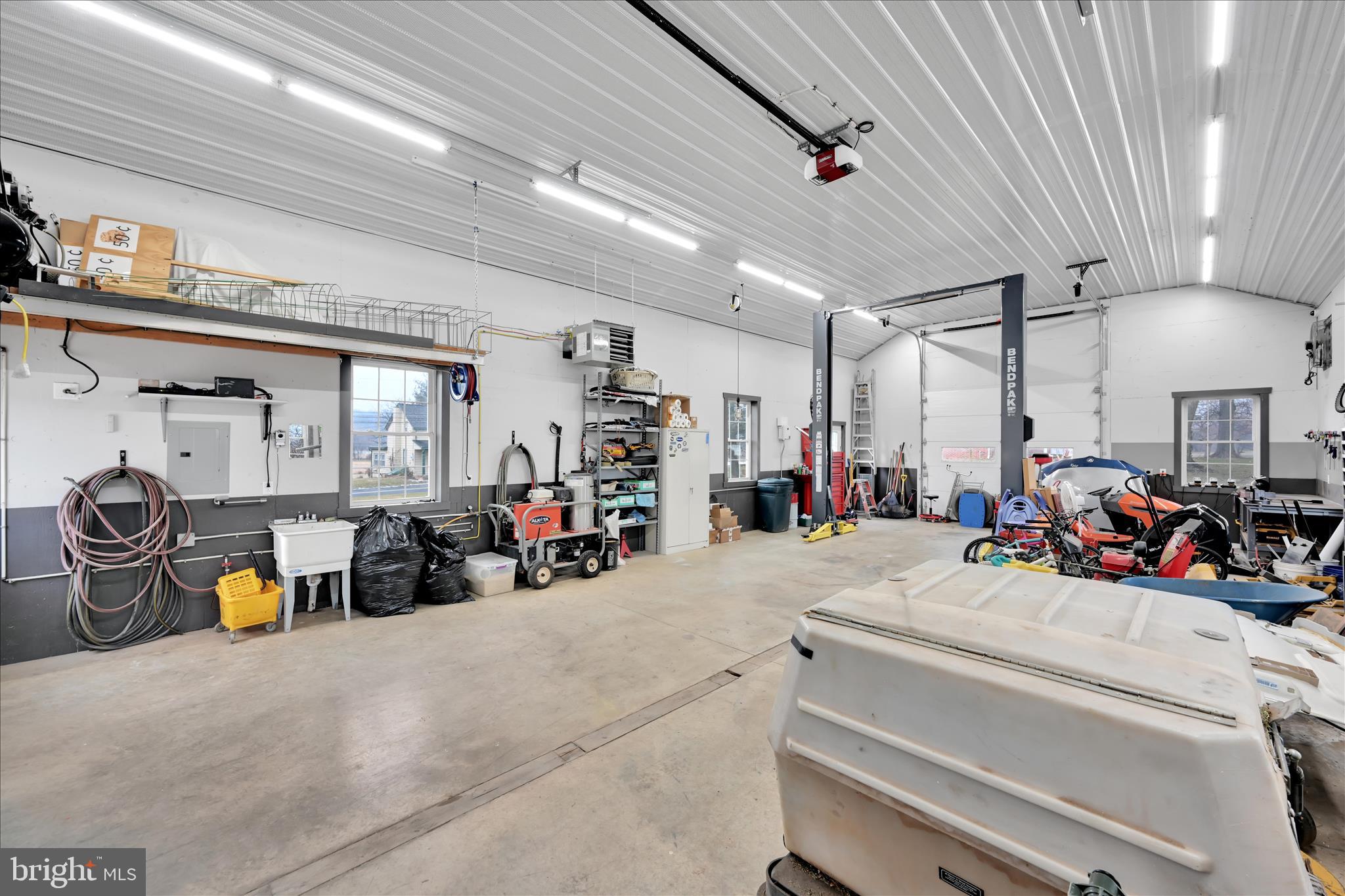 740 South Cocalico Road Denver, PA 17517 - Photo 44 of 51 Garage