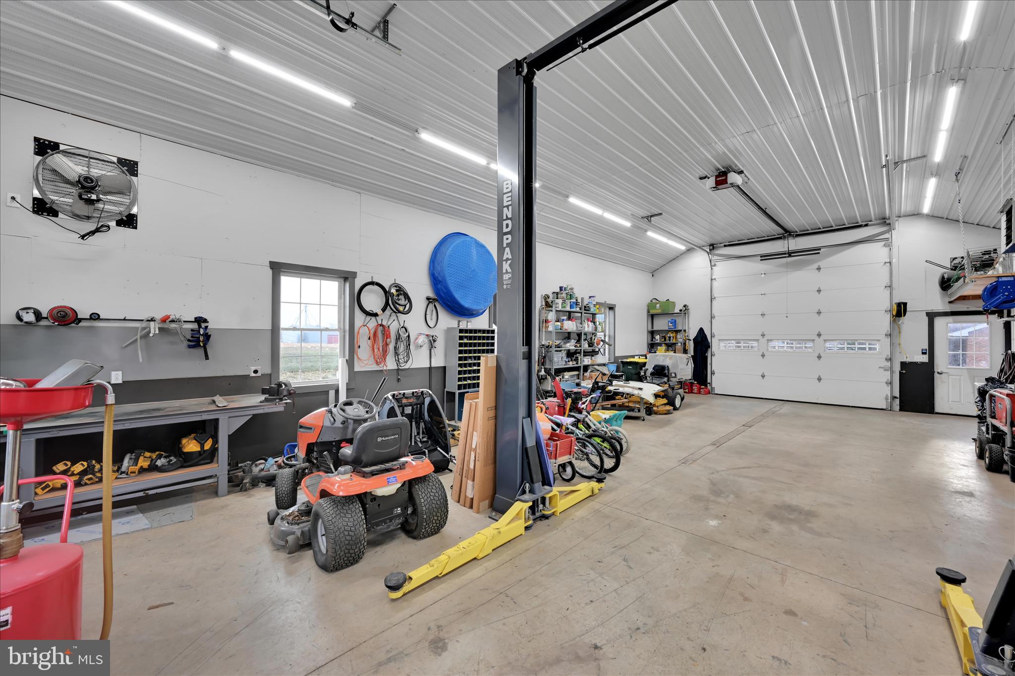 740 South Cocalico Road Denver, PA 17517 - Photo 45 of 51 Garage