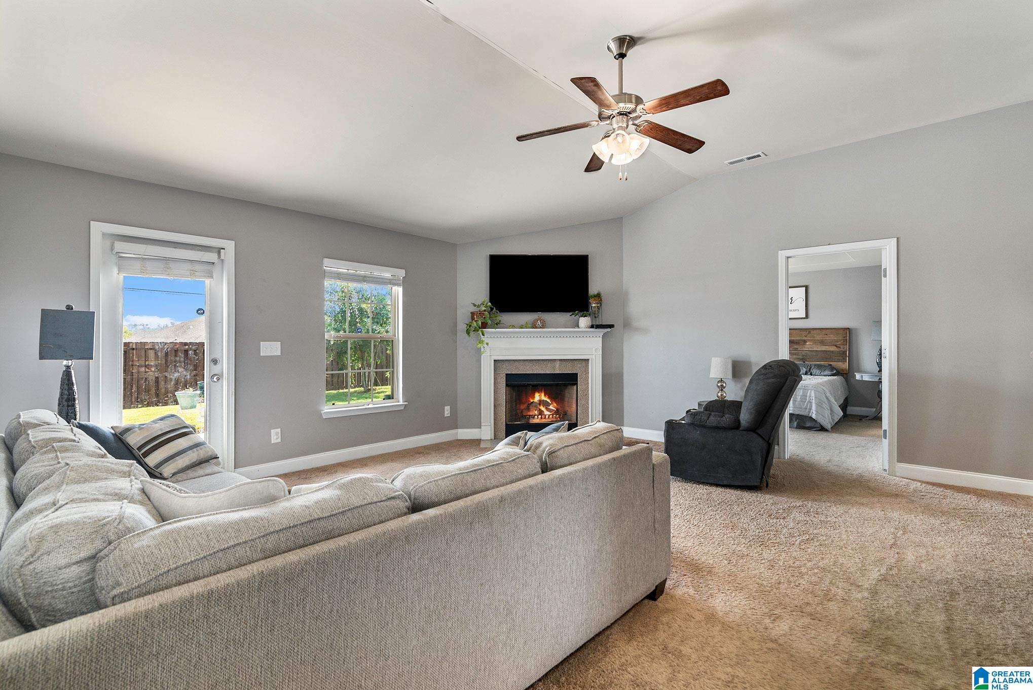 209 Makena Way Alabaster, AL 35007 - Photo 6 of 32 Gallery Image 6