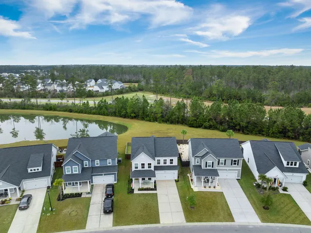 $449,990 | 122 Haverhill Street, Summerville, SC 29486