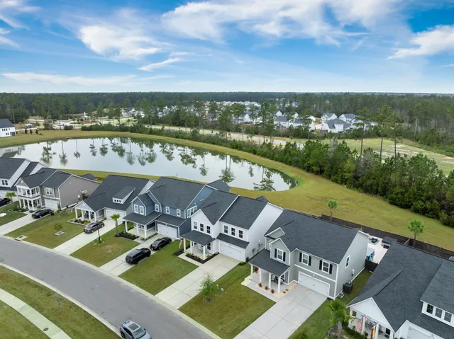 $449,990 | 122 Haverhill Street, Summerville, SC 29486