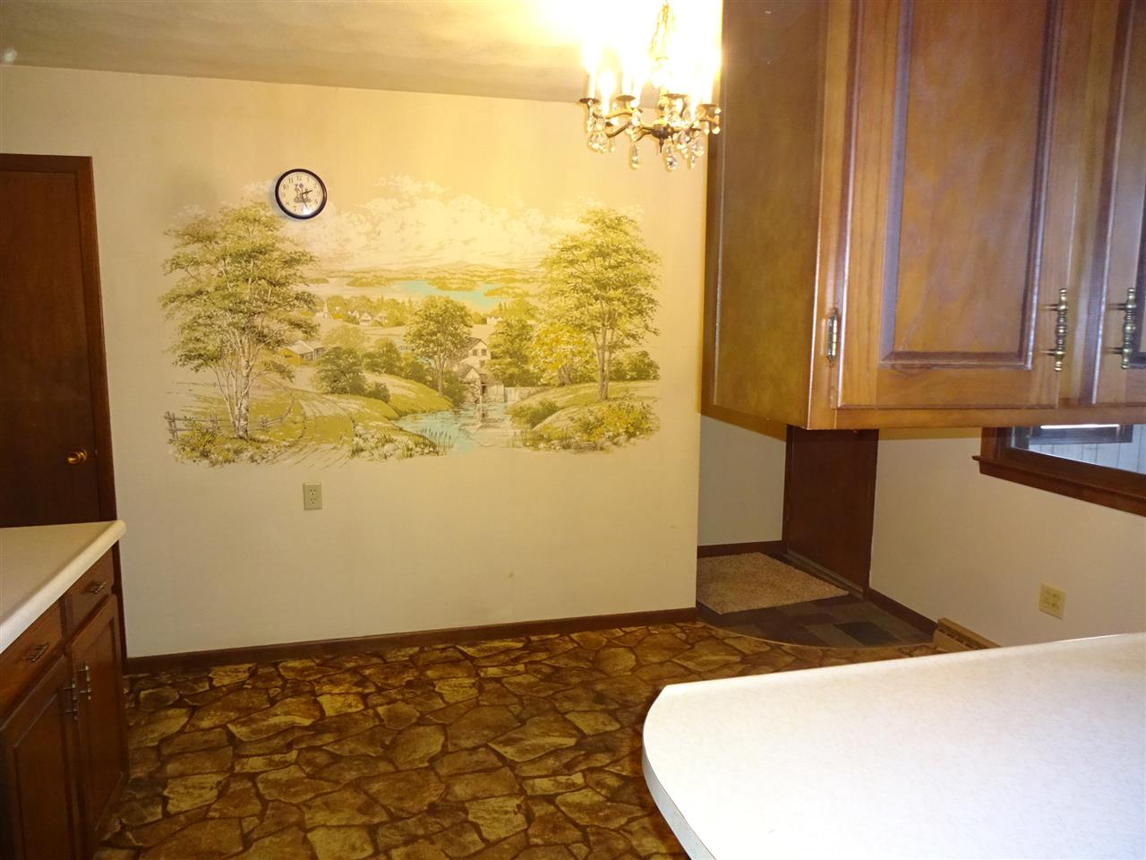 2915 Latham Road Rockford, IL 61103 - Photo 6 of 22 Gallery Image 6