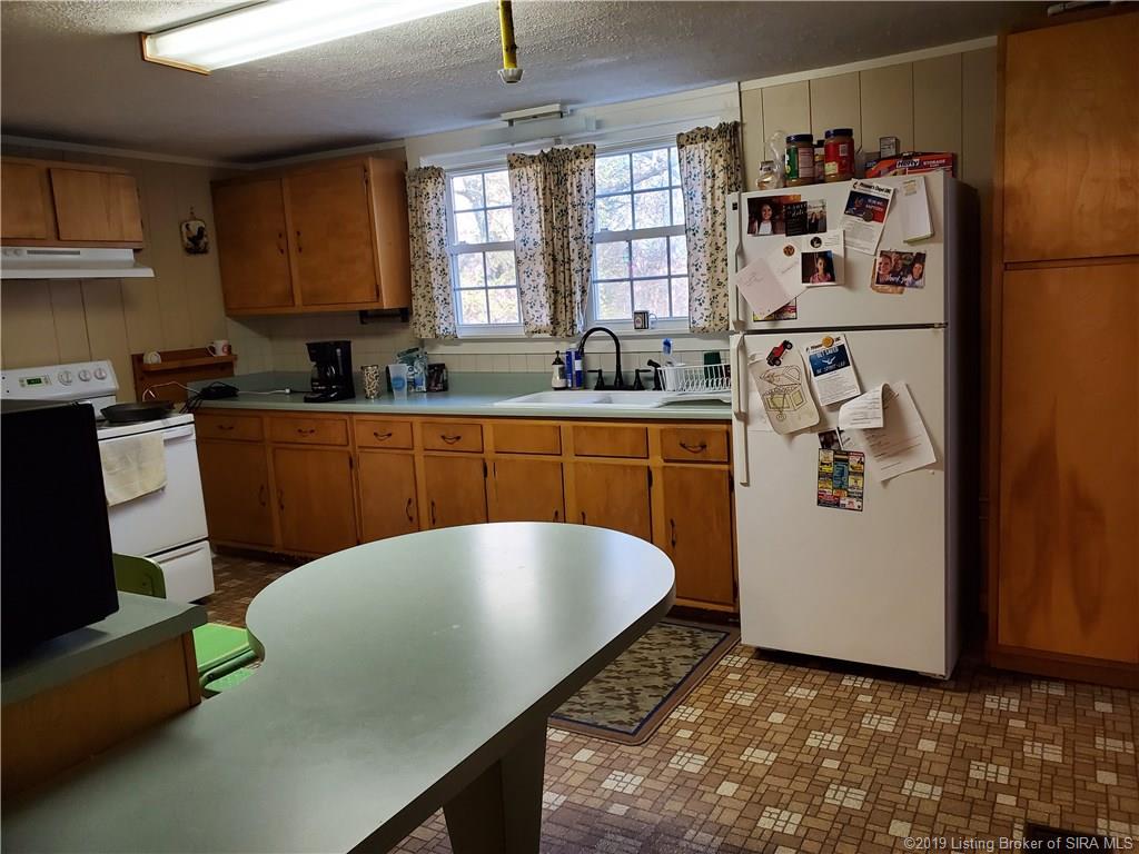 596 South Harristown Road Salem, IN 47167 - Photo 12 of 15 Gallery Image 12