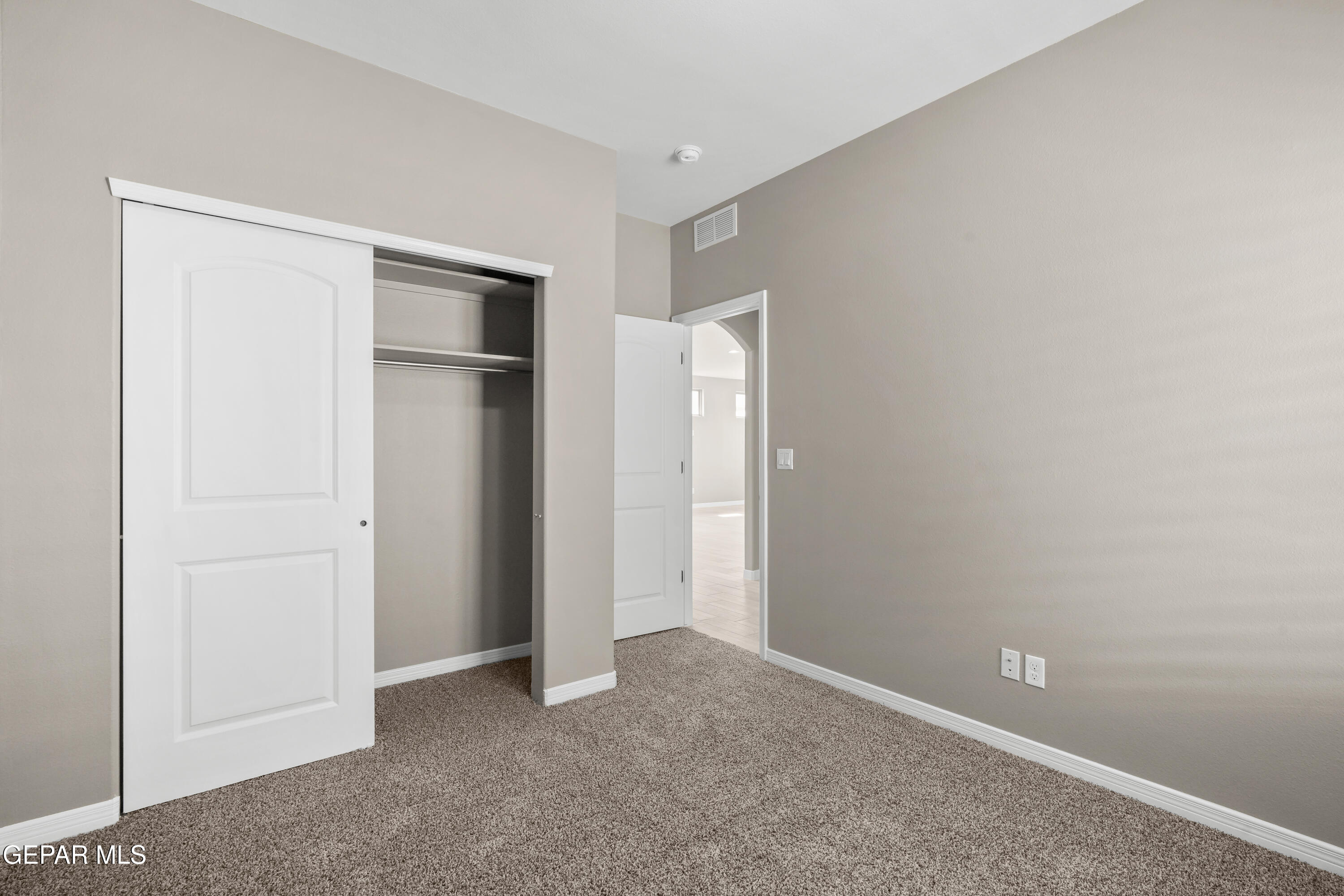 14928 Hill Ridge El Paso, TX 79938 - Photo 21 of 34 13828 Paseo De Miel-22