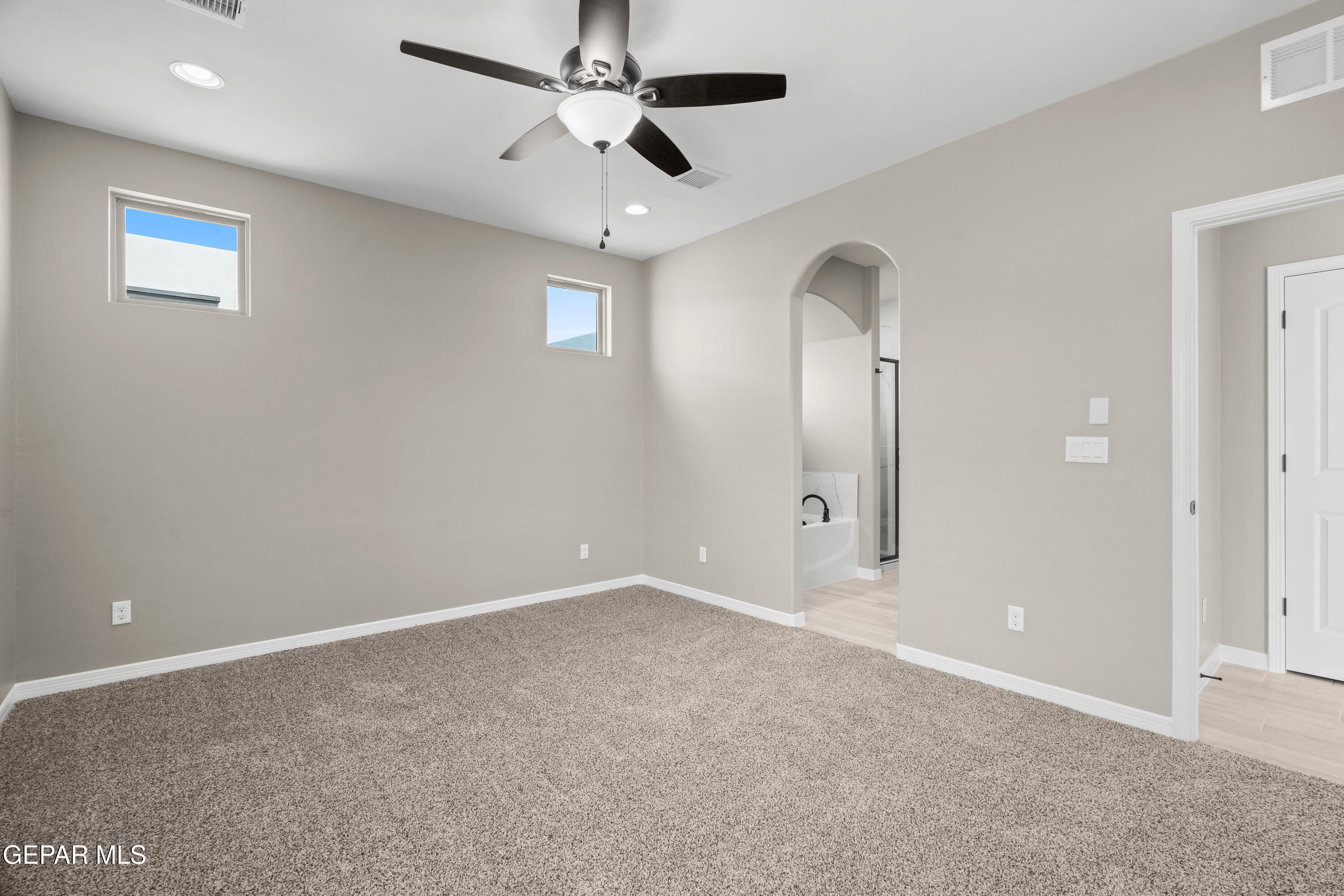 14928 Hill Ridge El Paso, TX 79938 - Photo 23 of 34 13828 Paseo De Miel-24