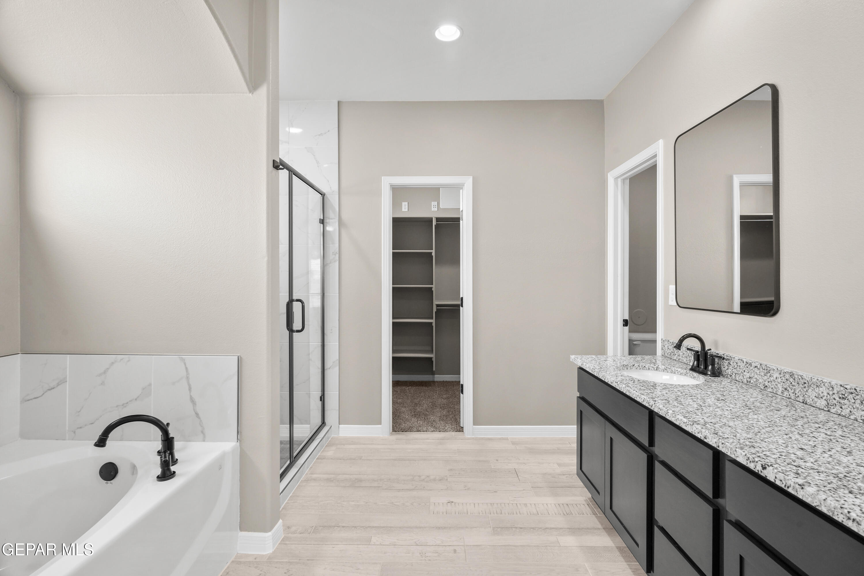 14928 Hill Ridge El Paso, TX 79938 - Photo 25 of 34 13828 Paseo De Miel-26