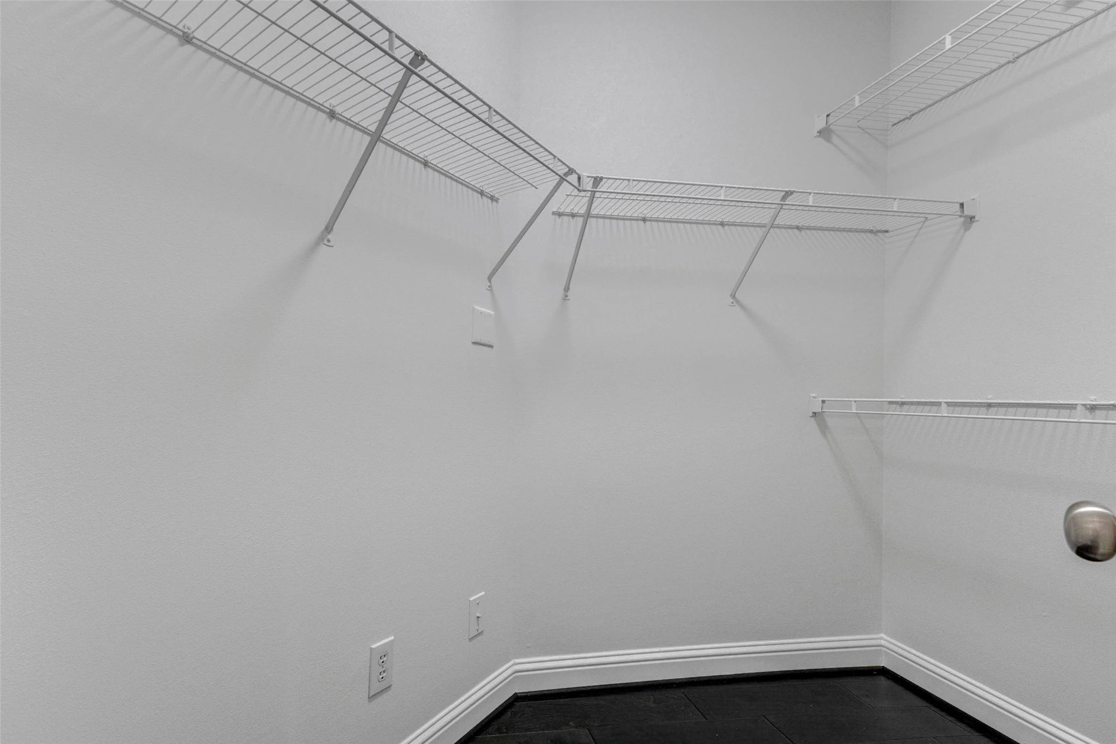 19 Versante Court Houston, TX 77070 - Photo 33 of 40 1 of 2 big Primary Bedroom Closets