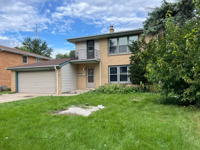 $279,000 | 6587 North 73rd Street, Milwaukee, WI 53223