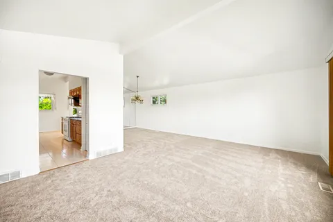 $585,000 | 9834 North Maynard Terrace, Niles, IL 60714
