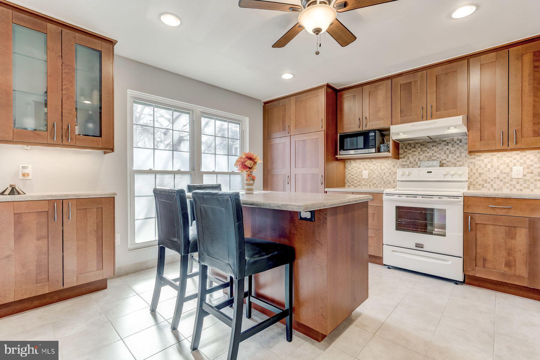 7471 Setting Sun Way Columbia, MD 21046 - Photo 3 of 20 Gallery Image 3