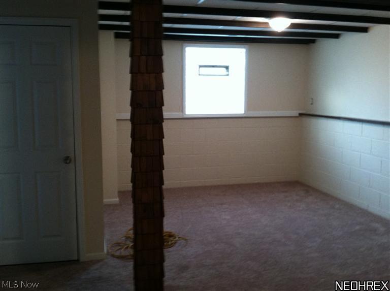 335 North Road Niles, OH 44446 - Photo 10 of 10 Gallery Image 10