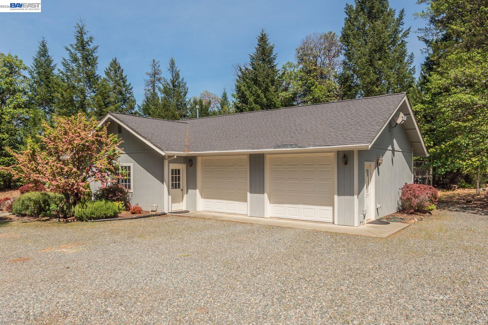 2051 Sky Ranch Road Junction City, CA 96048 - Photo 41 of 50