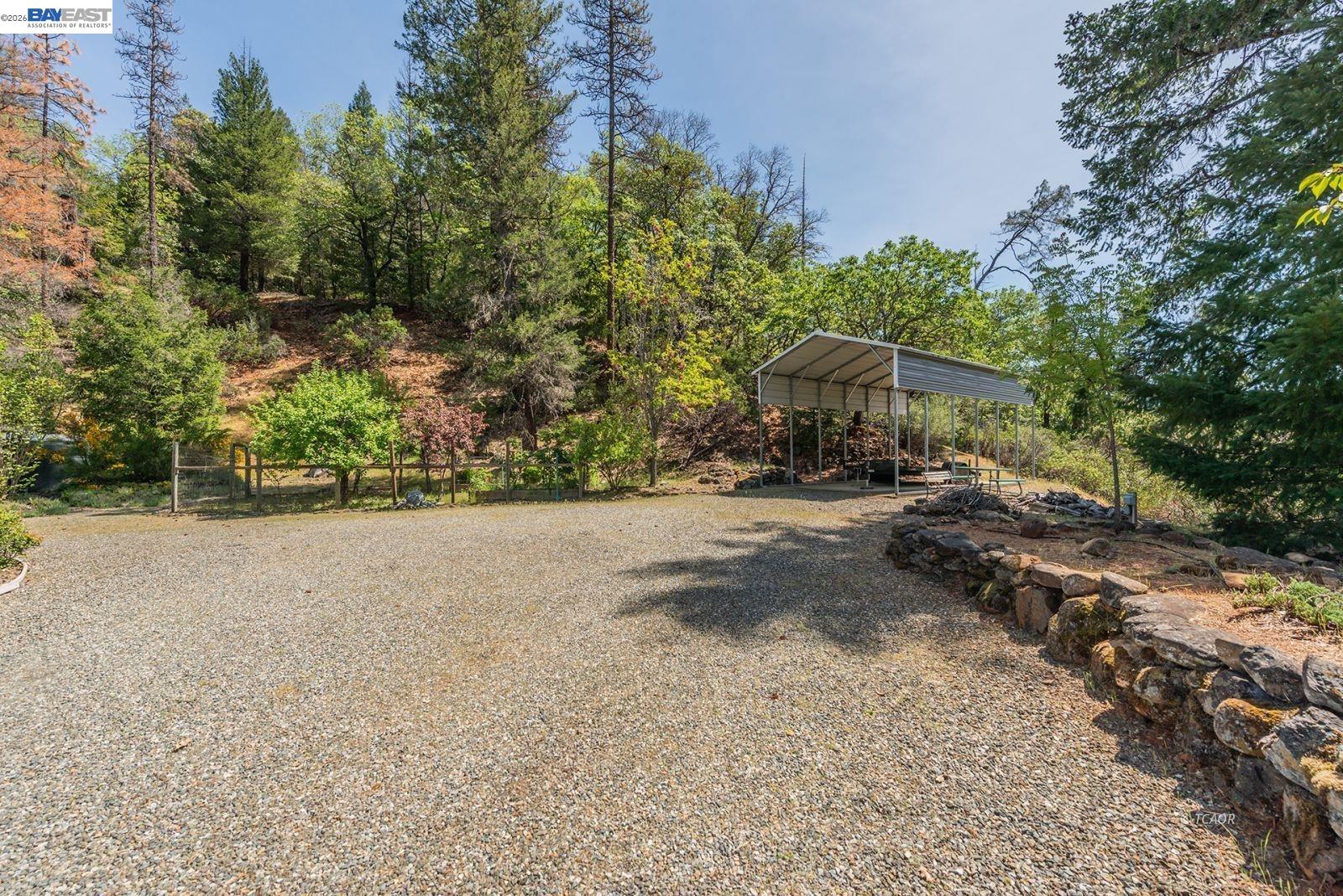 2051 Sky Ranch Road Junction City, CA 96048 - Photo 48 of 50