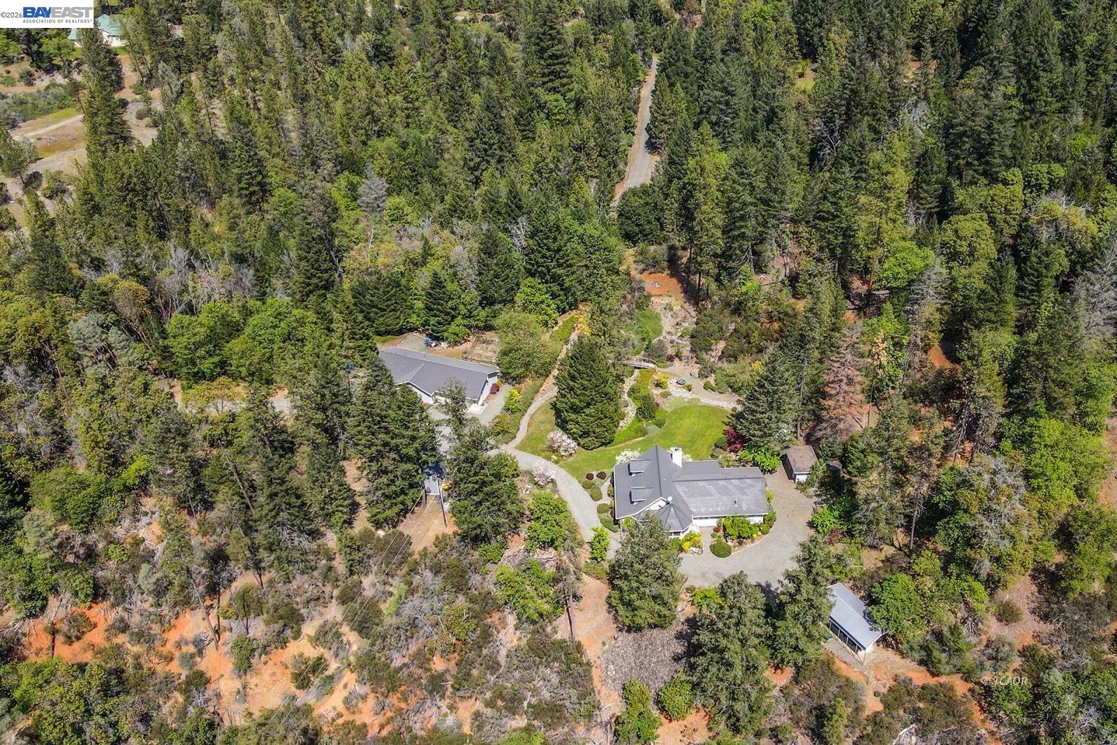 2051 Sky Ranch Road Junction City, CA 96048 - Photo 7 of 50