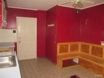 5219 Heege Road St. Louis, MO 63123 - Photo 7 of 18 Gallery Image 7