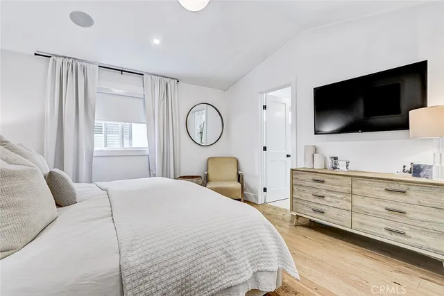 $2,099,000 | 1819 11th Street, Manhattan Beach, CA 90266