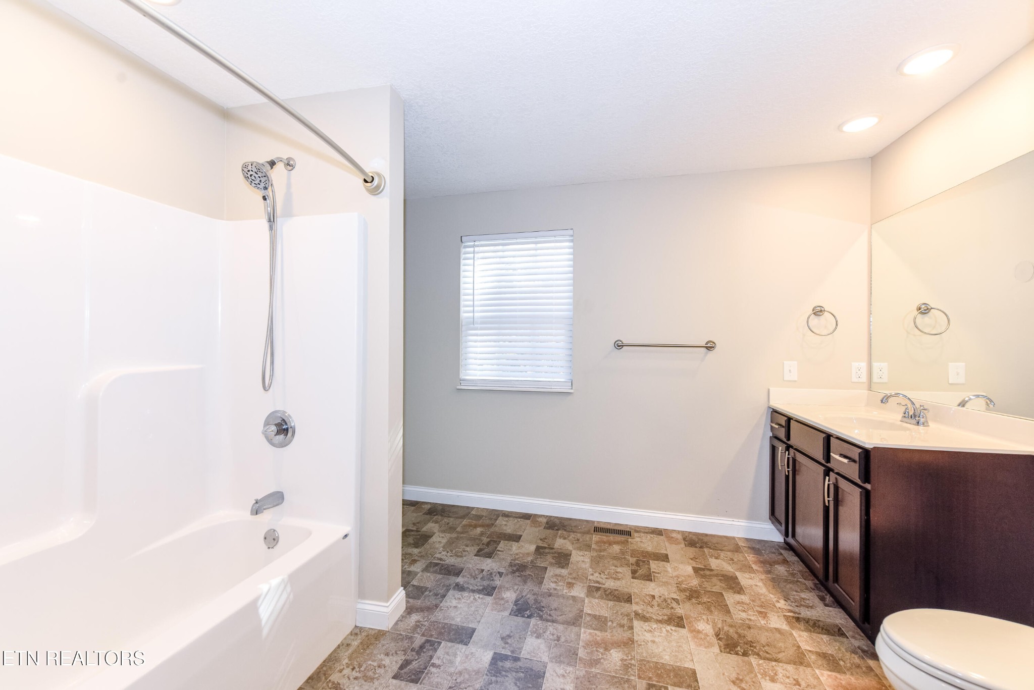 2201 Ridgecrest Drive Maryville, TN 37803 - Photo 21 of 40