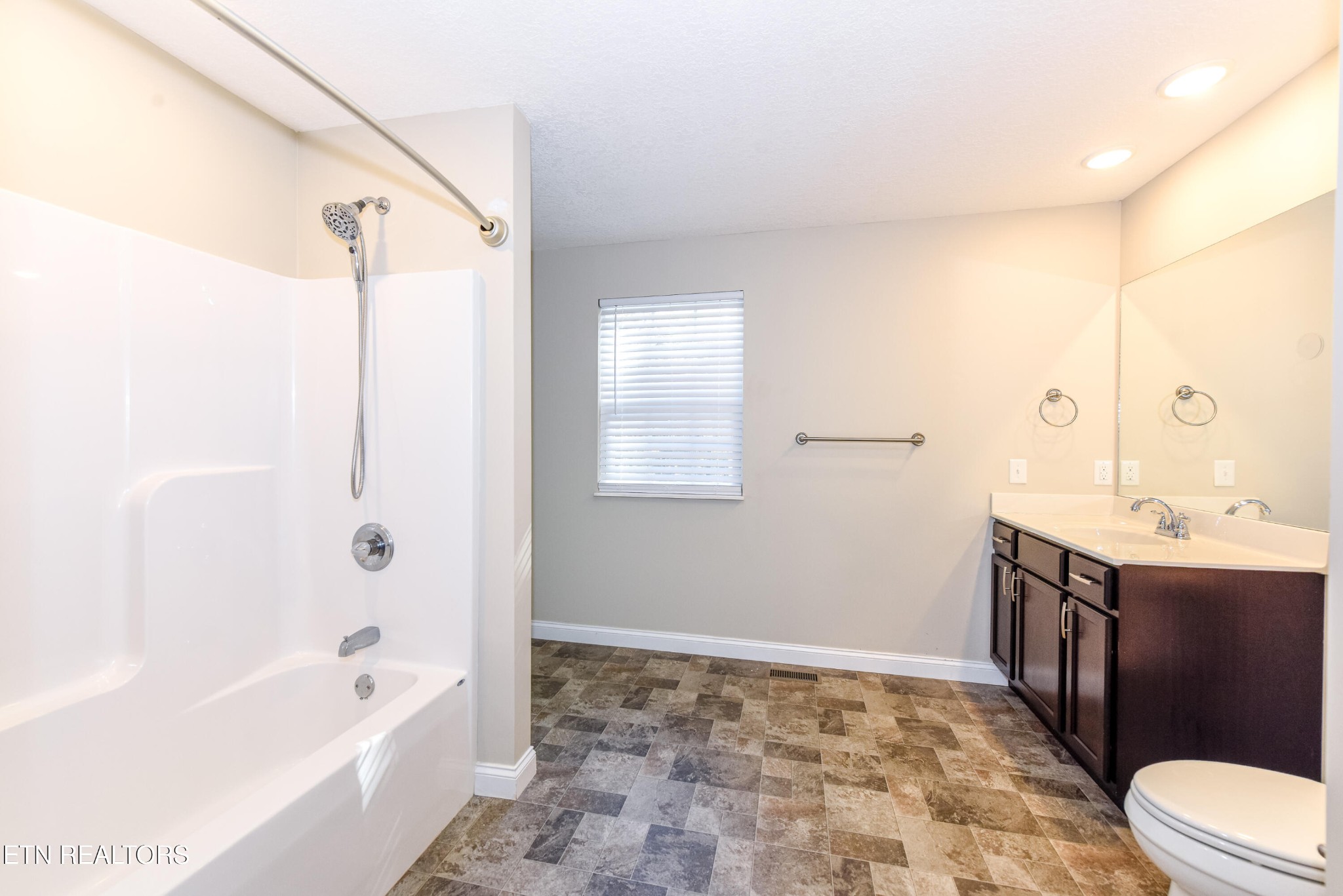 2201 Ridgecrest Drive Maryville, TN 37803 - Photo 22 of 40