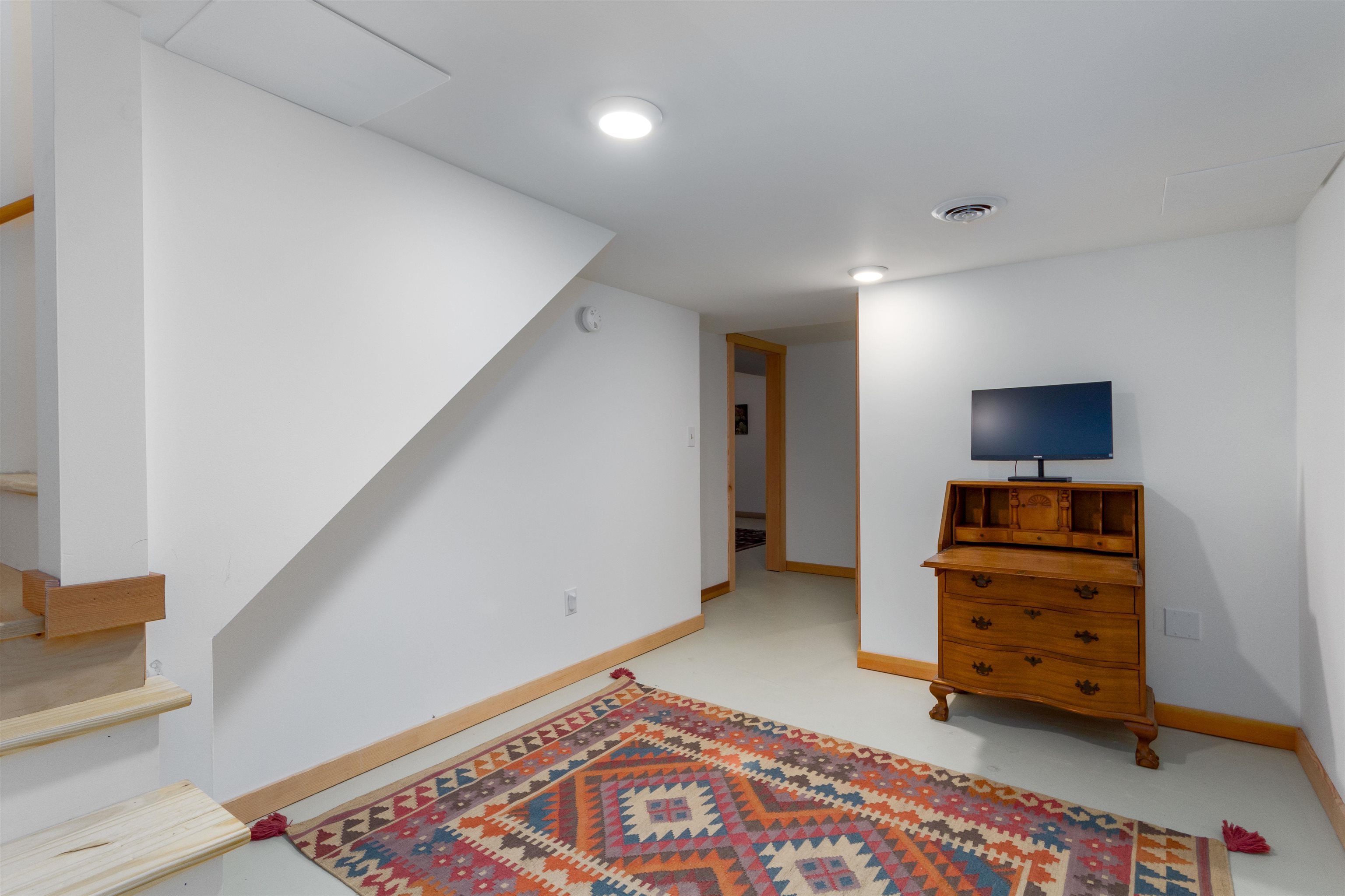 907 Hathaway Road Moretown, VT 05660 - Photo 11 of 30
