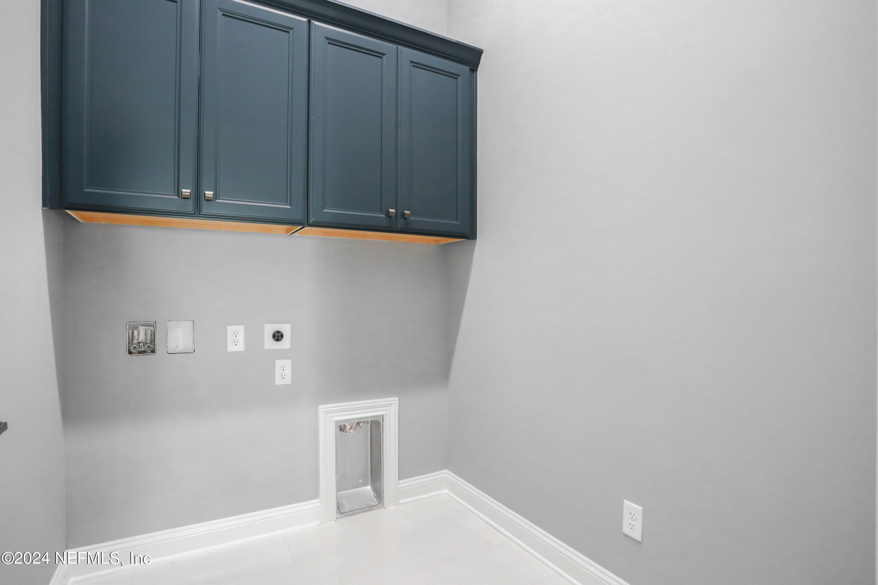 432 AJ Mills Road Ponte Vedra, FL 32081 - Photo 29 of 73 Main Floor Laundry Room