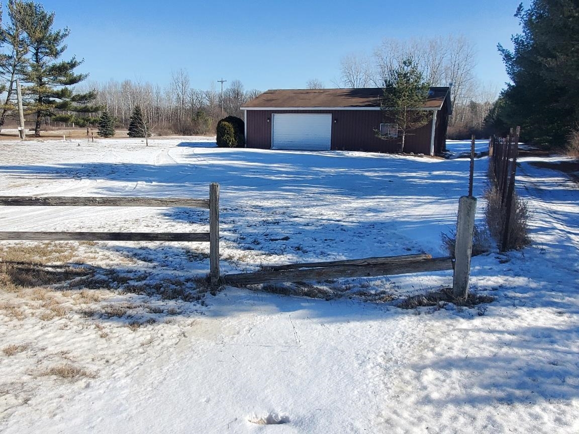565 South Wise Road Mount Pleasant, MI 48858 - Photo 17 of 28 Gallery Image 17