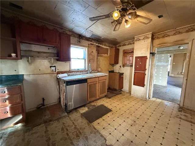 $25,000 | 219 Center Street, Coffey, MO 64636