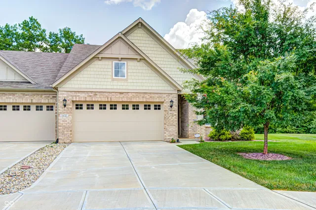 $395,000 | 1432 Hideaway Circle, Brownsburg, IN 46112