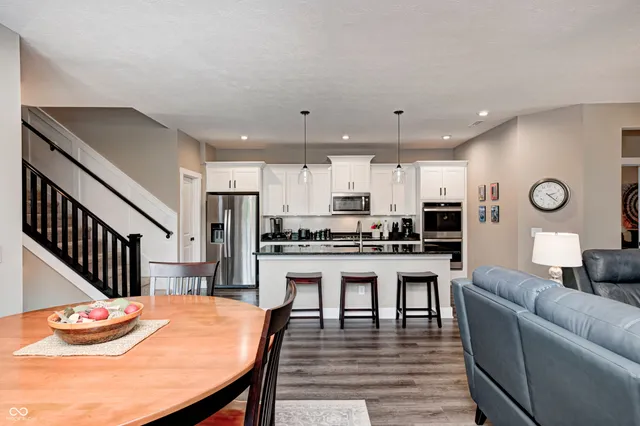 $395,000 | 1432 Hideaway Circle, Brownsburg, IN 46112