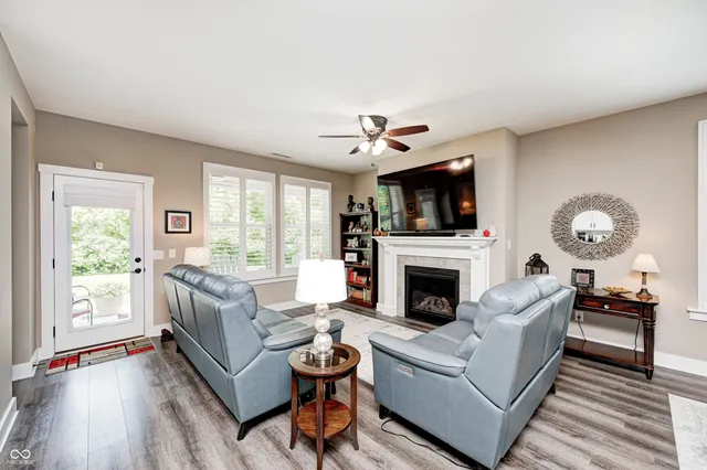 $395,000 | 1432 Hideaway Circle, Brownsburg, IN 46112