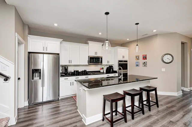 $395,000 | 1432 Hideaway Circle, Brownsburg, IN 46112