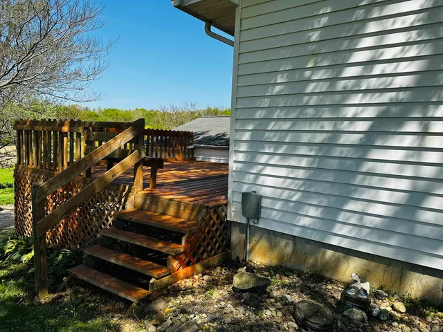 $285,000 | 3886 County Road 1300 East, Loogootee, IN 47553