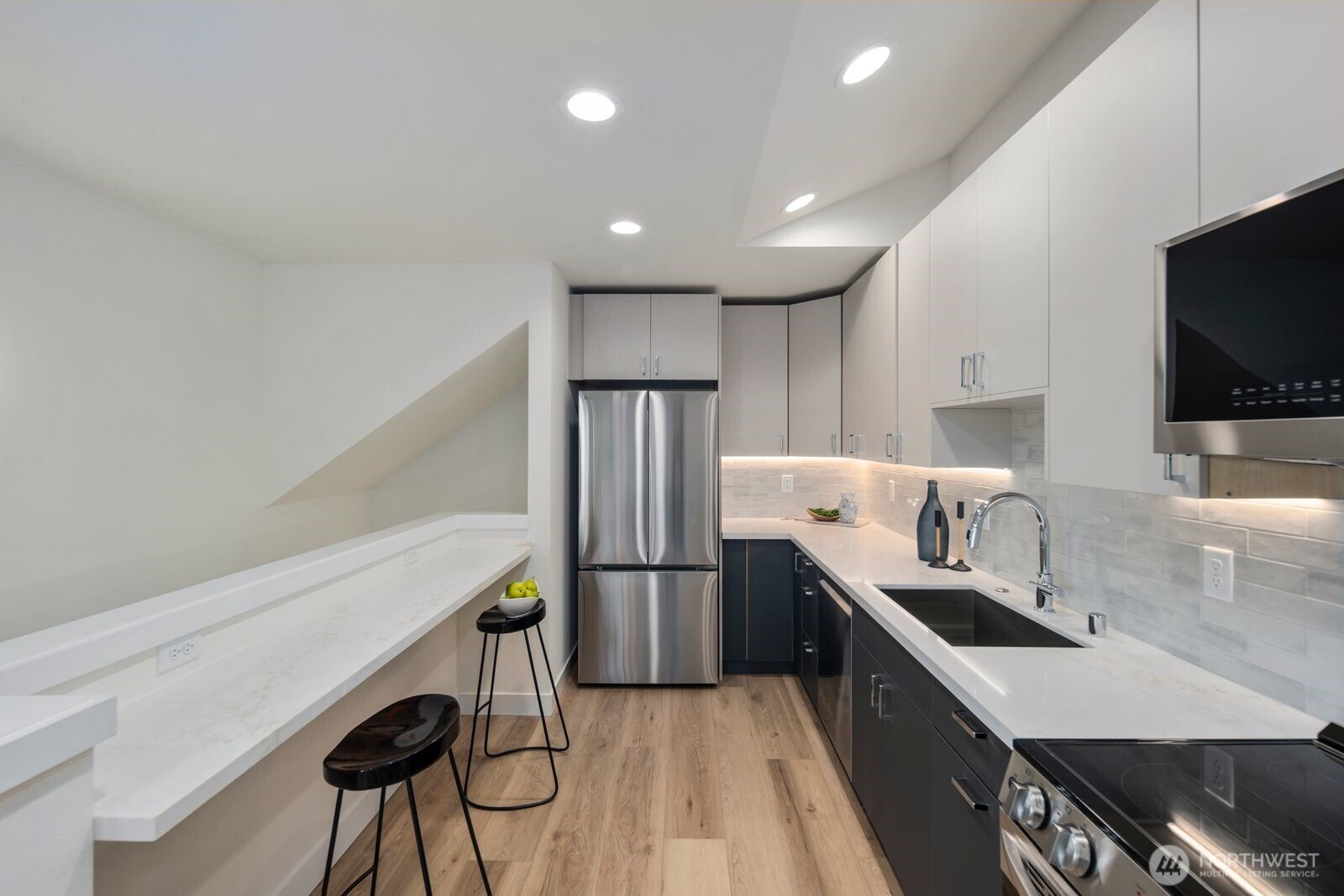 1004 North 48th Street, Unit C Seattle, WA 98103 - Photo 10 of 20