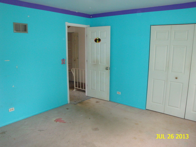 250 Rodenburg Road Roselle, IL 60172 - Photo 8 of 13 a view of an empty room