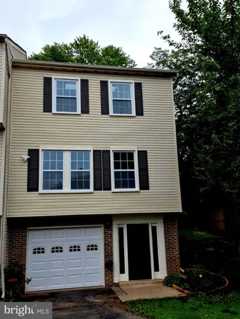 $459,900 | 27 Fairfax Street, Warrenton, VA 20186