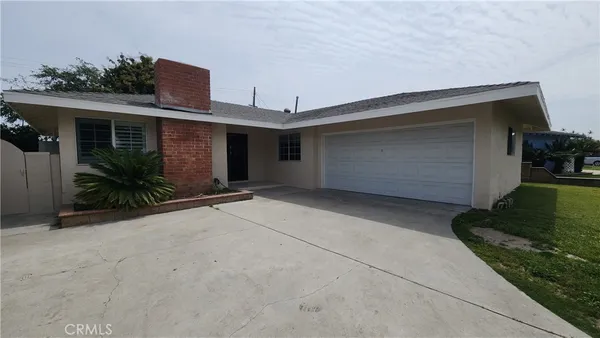 $4,000 | 1328 North Moraga Street, Anaheim, CA 92801