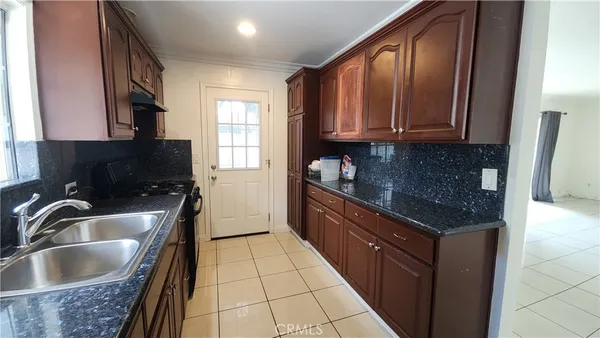 $4,000 | 1328 North Moraga Street, Anaheim, CA 92801