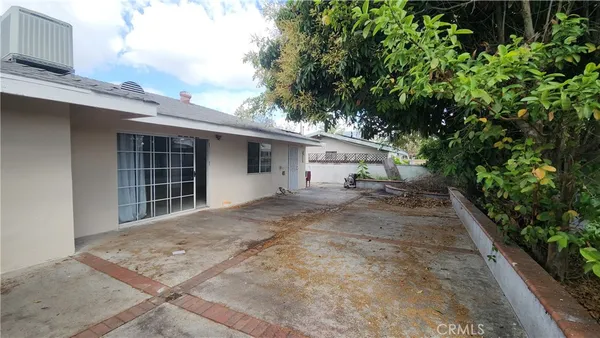 $4,000 | 1328 North Moraga Street, Anaheim, CA 92801