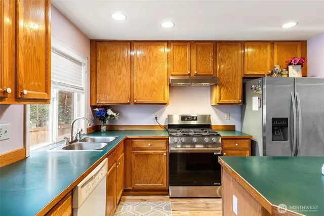 $850,000 | 12509 Southeast 299th Place, Auburn, WA 98092