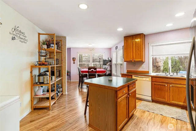 $850,000 | 12509 Southeast 299th Place, Auburn, WA 98092