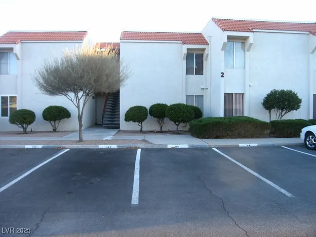$1,150 | 870 B, Unit 205, Boulder City, NV 89005