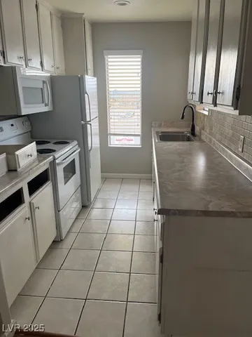 $1,150 | 870 B, Unit 205, Boulder City, NV 89005