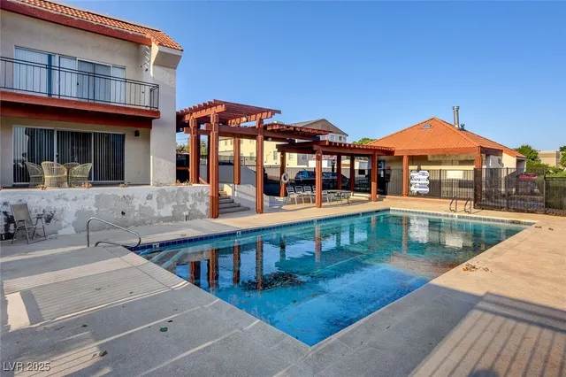 $1,150 | 870 B, Unit 205, Boulder City, NV 89005