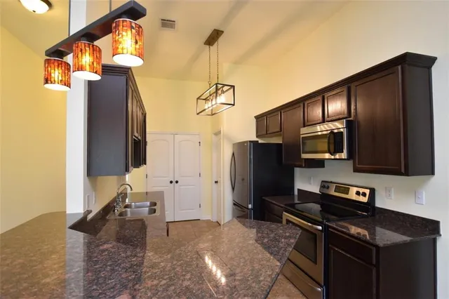 $2,150 | 300 Mansfield Drive, Slidell, LA 70458