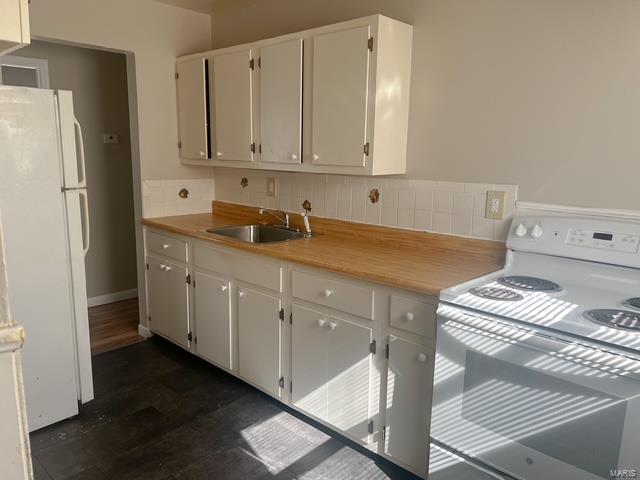 452 Midlothian Road St. Louis, MO 63137 - Photo 7 of 13