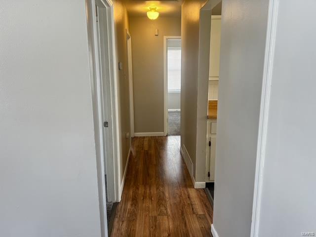 452 Midlothian Road St. Louis, MO 63137 - Photo 8 of 13