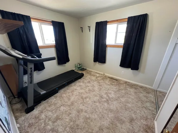 $227,500 | 401 North 15th Street East, Riverton, WY 82501