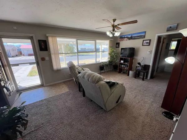 $227,500 | 401 North 15th Street East, Riverton, WY 82501