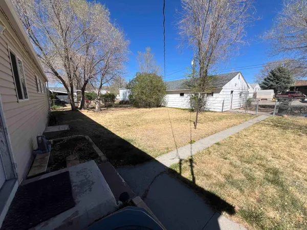 $227,500 | 401 North 15th Street East, Riverton, WY 82501