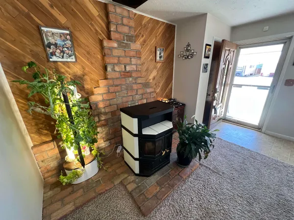 $227,500 | 401 North 15th Street East, Riverton, WY 82501